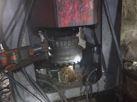 反井鉆機(jī)停機(jī)的操作程序、方法